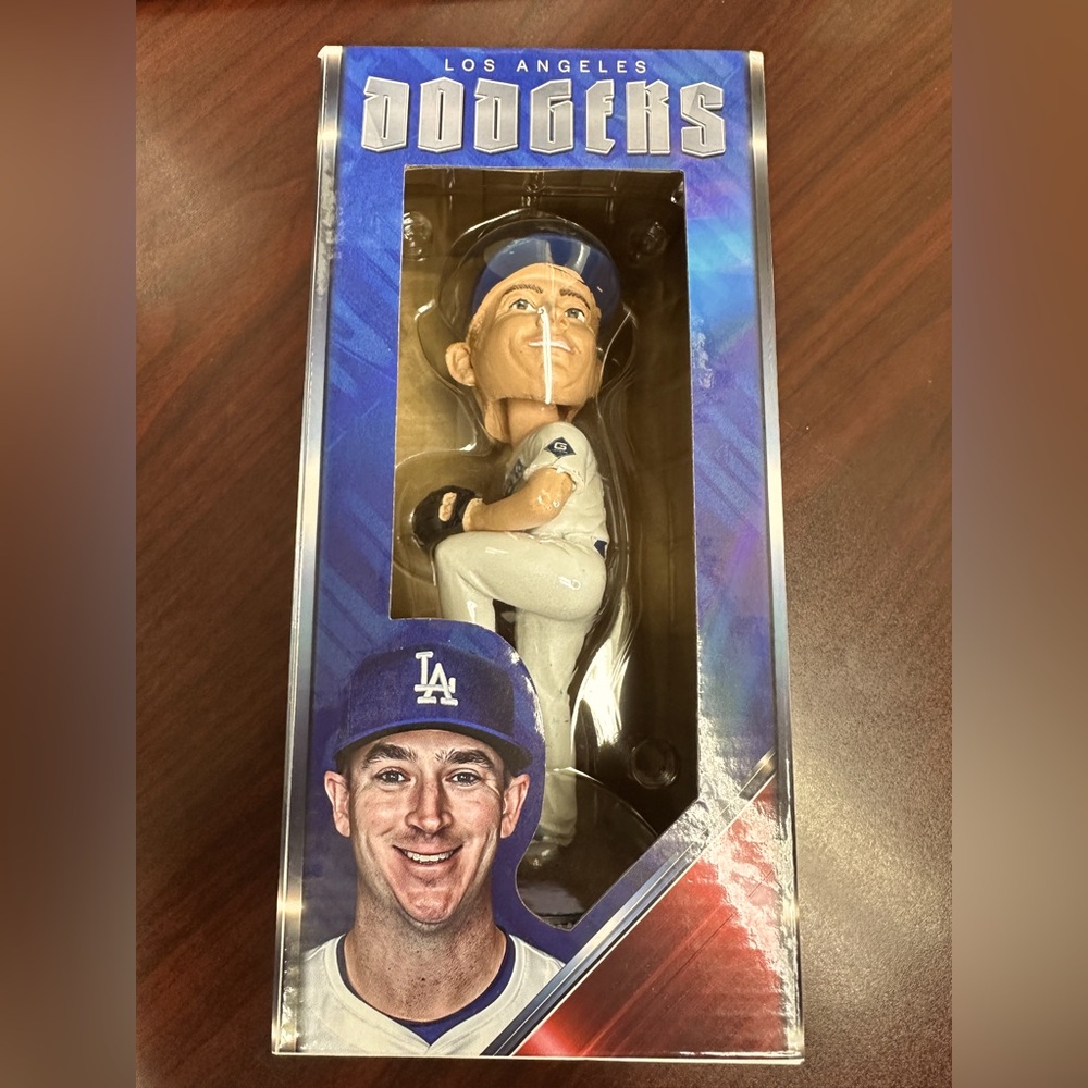 Los Angeles Dodgers Pitcher Bobblehead - Blue & White
